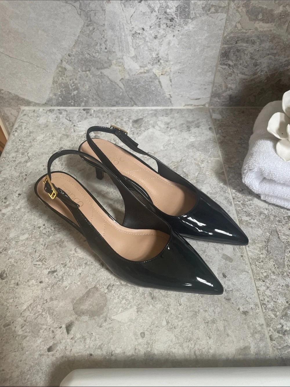 Franco Sarto Black Patent Slingback Pointed Pumps - Picture 1 of 3